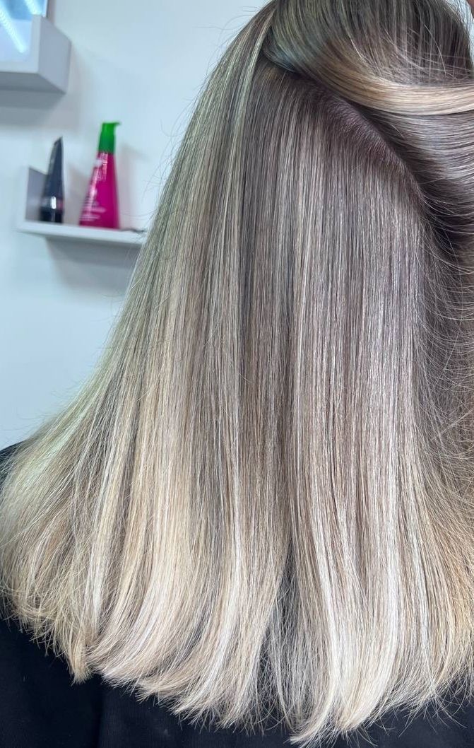 Мелирование AirTouch 